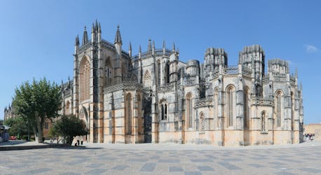 Tour privado de Fátima, Batalha, Nazaré e Óbidos saindo de Lisboa